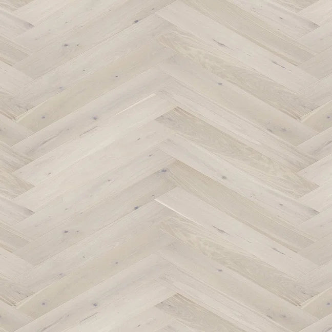 Cappuccino oak engineered herringbone flooring, 14 x 110 x 660mm