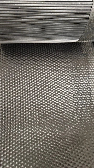 reinforced rubber insertion horsebox flooring alleyway mat 2m wide 8mm thick