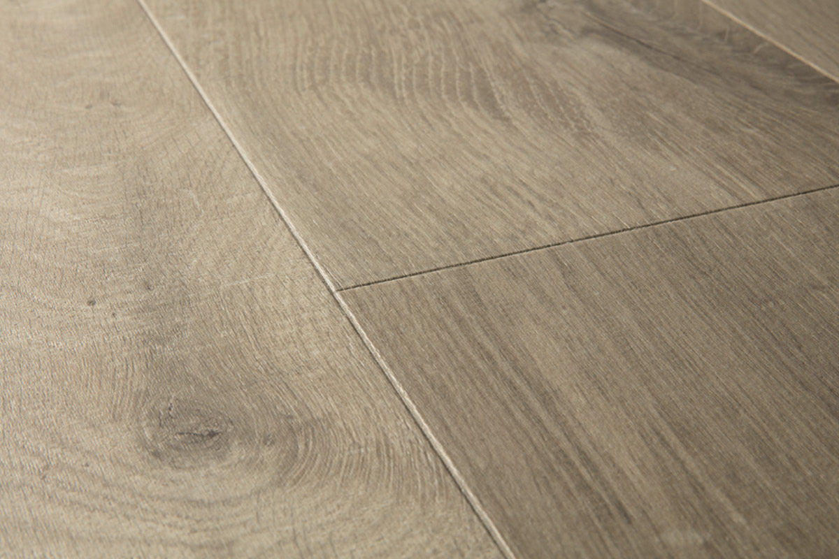 Quick-Step Impressive Soft Oak Light Brown laminate flooring detail view
