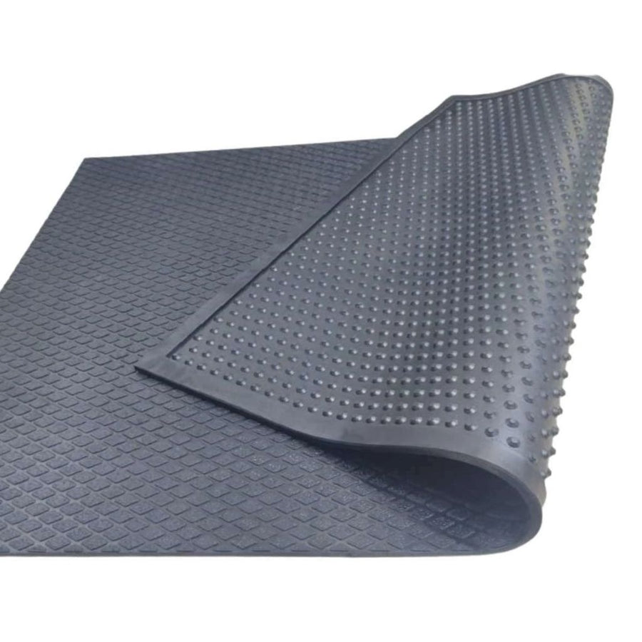 Grip Top Luxury Rubber Stable Matting | 16mm Thick | Horse & Pony Stable Mats