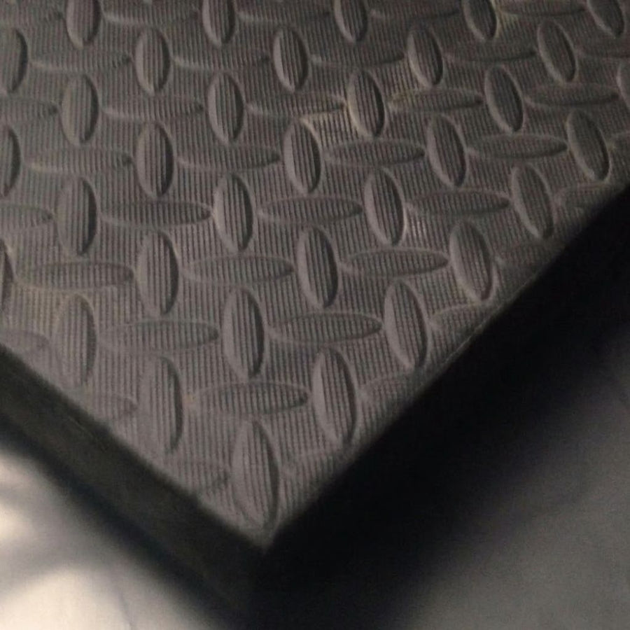 Stable Floor Horse Mat EVA 24 Or 34mm Thick 6ft x 4ft Checker Black